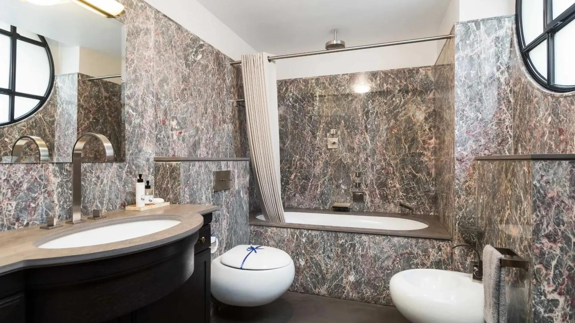 Vue Exceptionnelle Sur La Tour Eiffel Te Apartment Paris