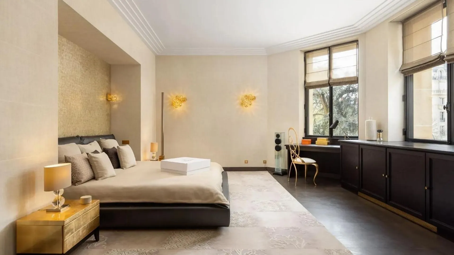 Vue Exceptionnelle Sur La Tour Eiffel Te Apartment Paris